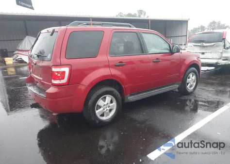 2010 Ford Escape Xlt from USA, damaged, VIN 1FMCU0D77AKA33684